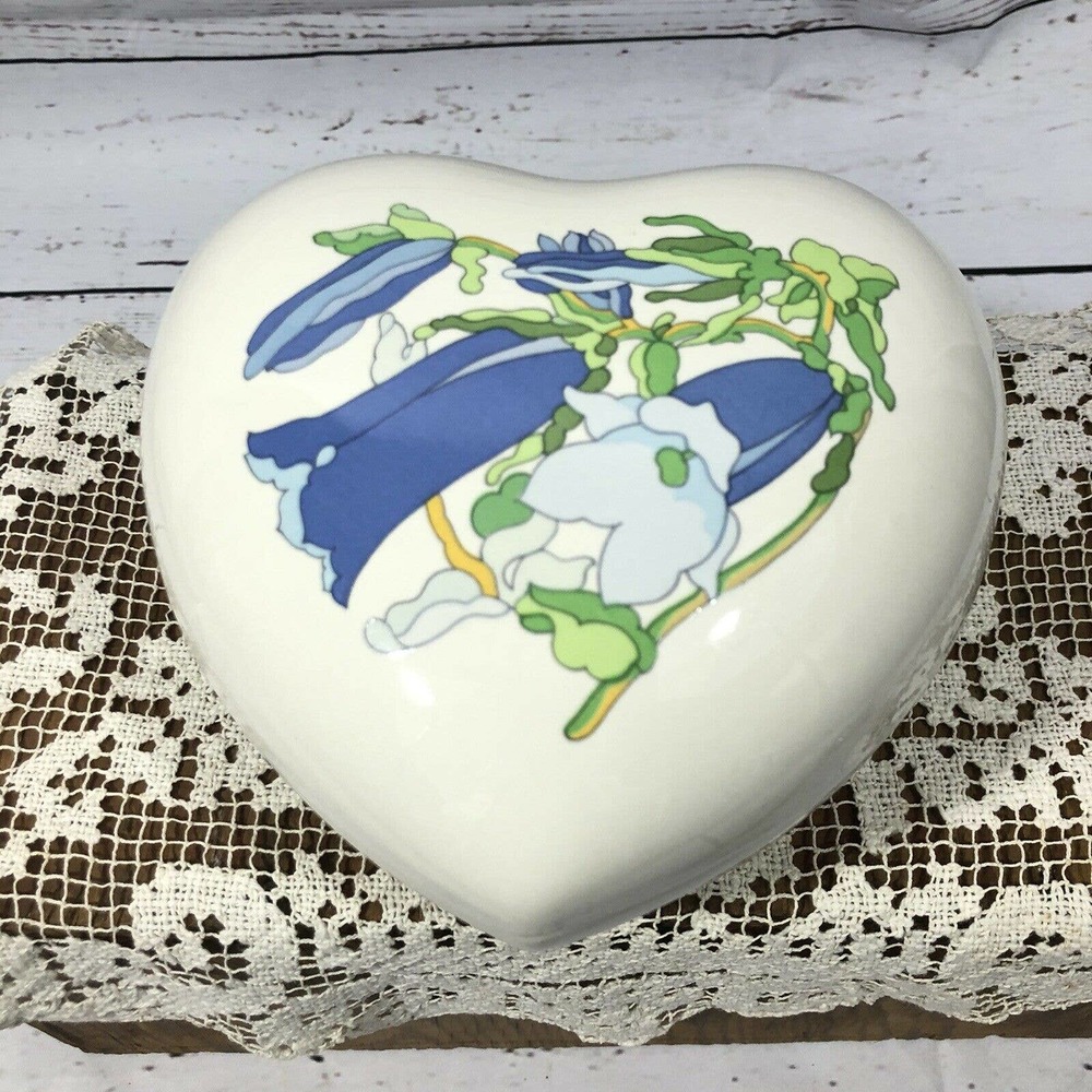 Esteè Lauder Youth Dew Soap Trinket Dish